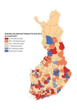 Kartta 3 näyttää kuntien välisen nettomuuton 15–19-vuotiaiden keskuudessa. Suuret kaupungit ovat selkeitä nettomuuttovoittajia.